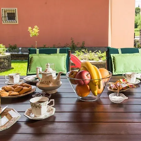 Prázdninový dům Chara's House *