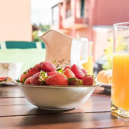 Дом отдыха Chara's House