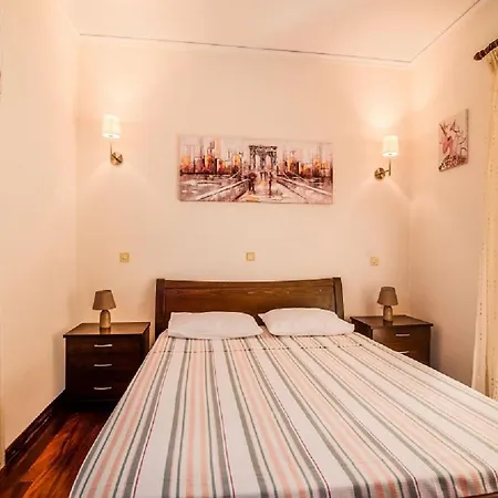 Chara's House Prázdninový dům Kompítsion